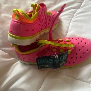 Stride Rite Pink and  Yellow Phibian kids shoes